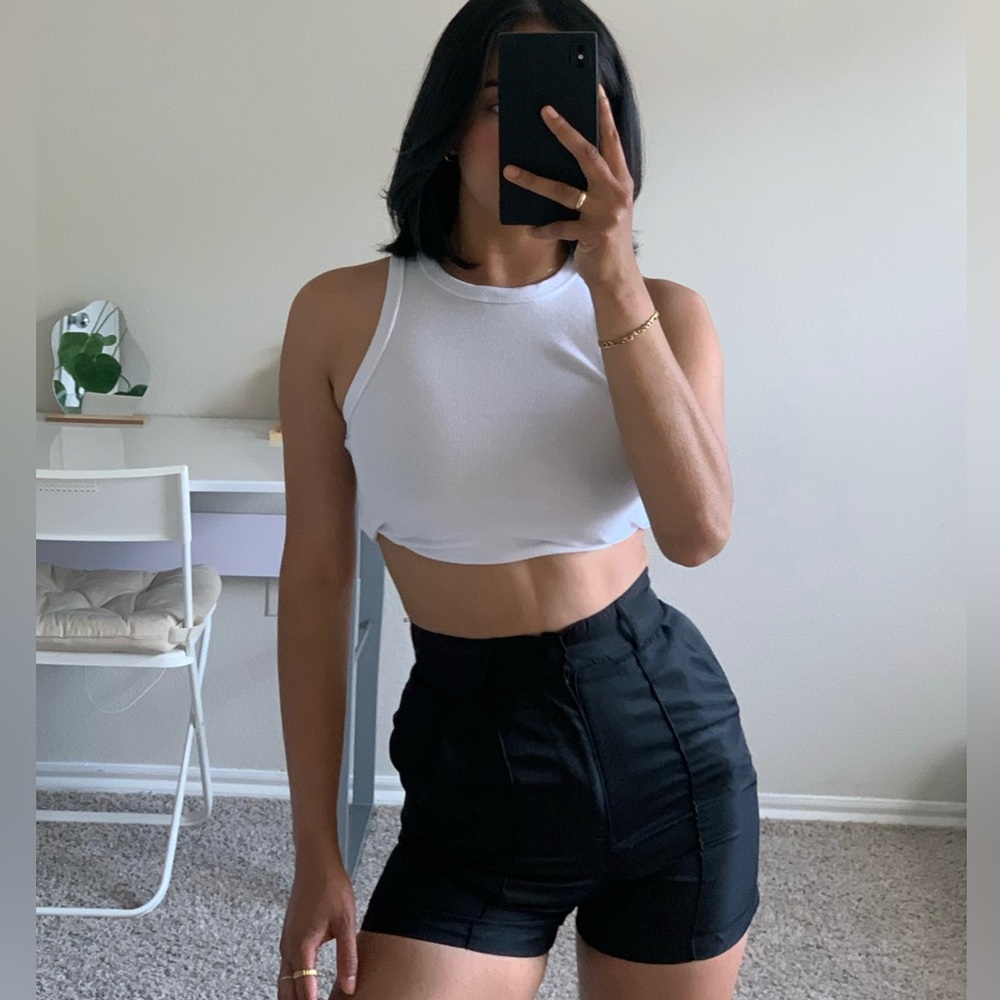 Silk Yesstyle Black shorts
